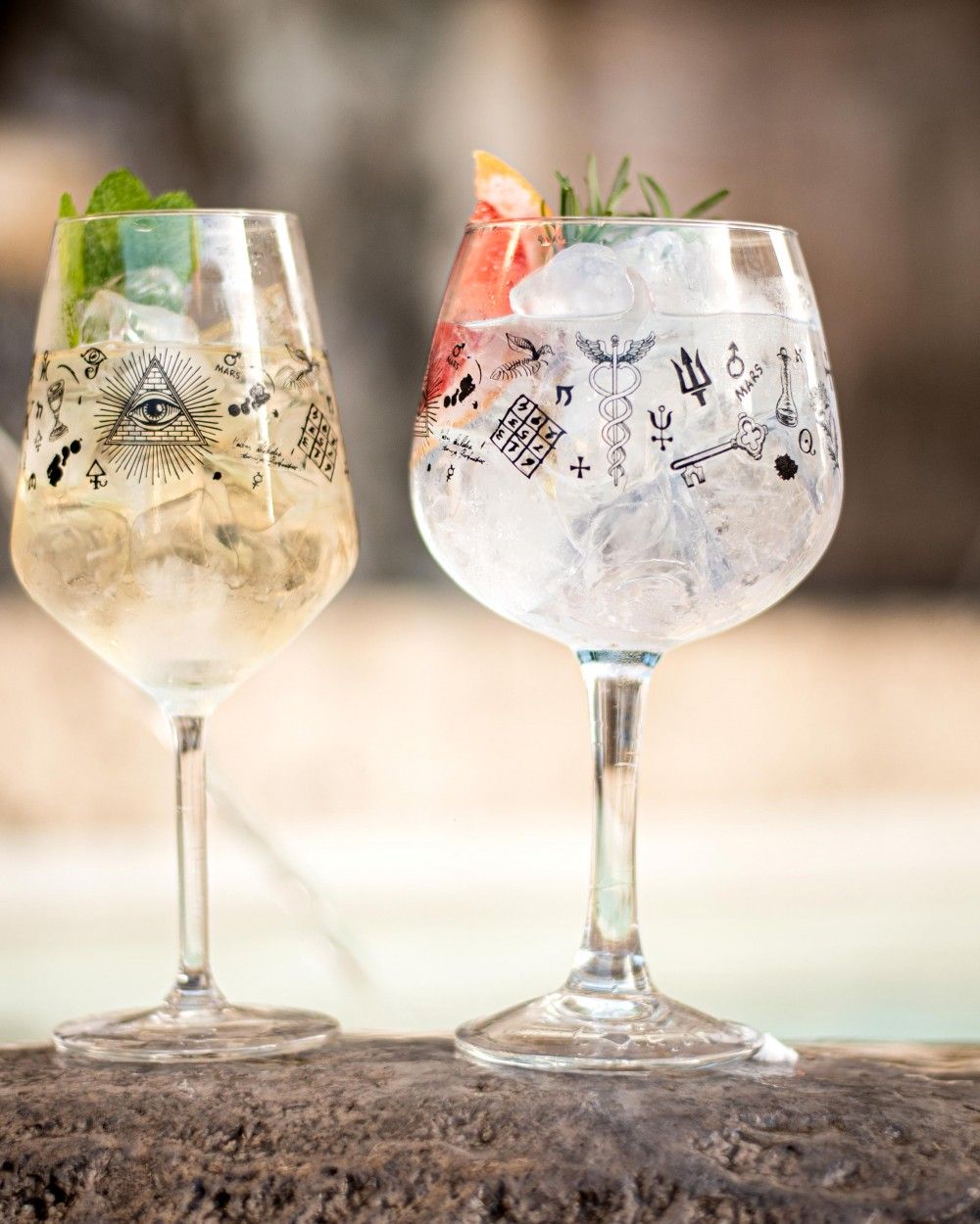 Gin Tonic Ballonglas - Alchemy Verzierung | 720 ml (6 Stk) Gin Tonic Ballonglas - Alchemy Verzierung | 720 ml (6 Stk)
