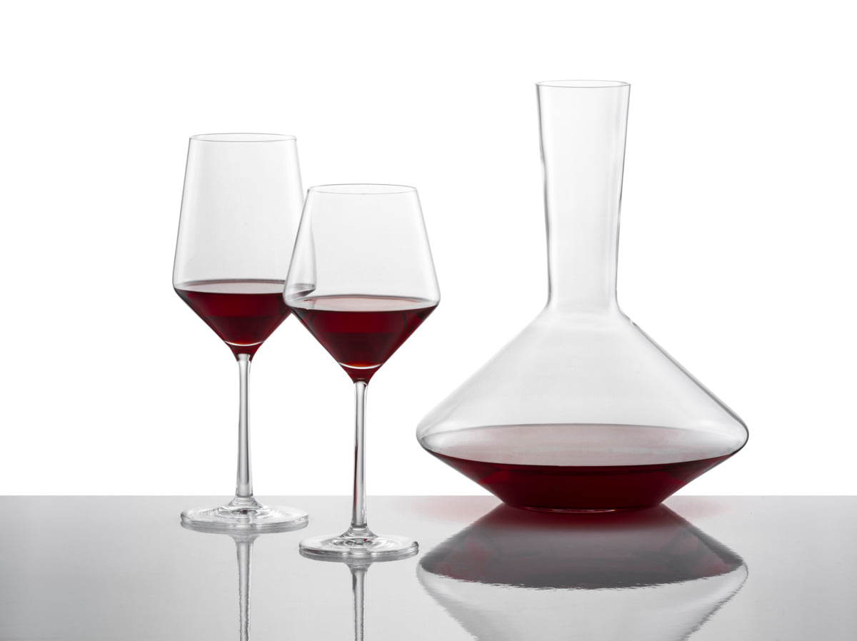 Servierbeispiel Rotwein: Weindekanter und Gläser Pure Belfesta von Schott Zwiesel
