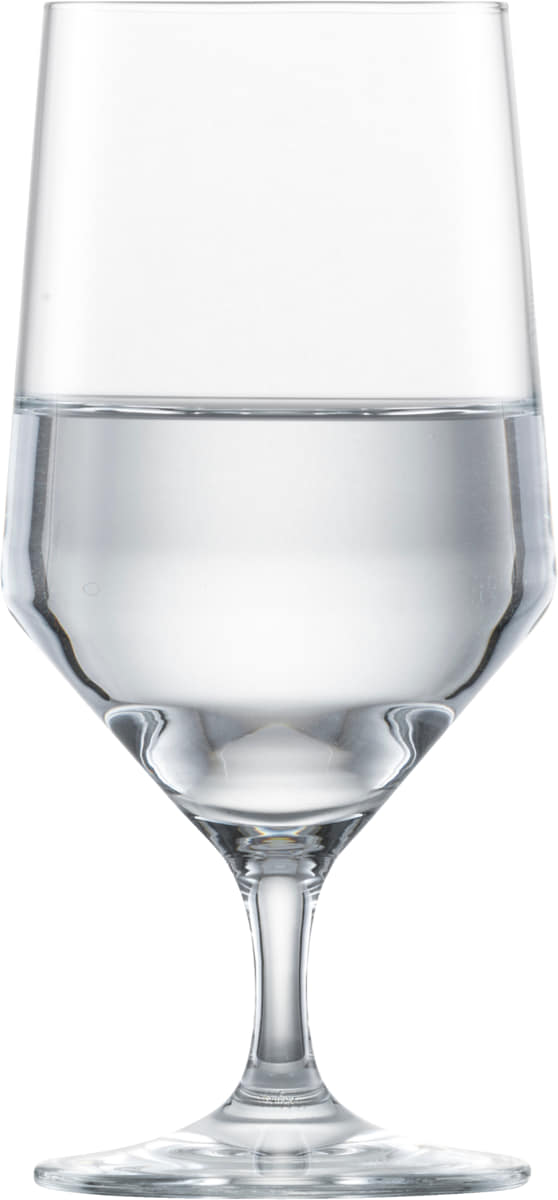 Wasserglas Pure Belfesta von Schott Zwiesel, gefüllt Gefülltes Wasserglas Pure Belfesta von Schott Zwiesel