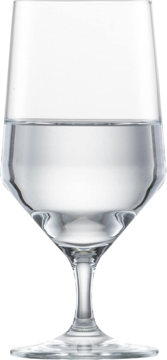 Gefülltes Wasserglas Pure Belfesta von Schott Zwiesel